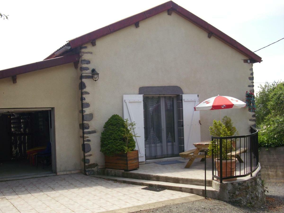 Villa la grange aux créations Mentieres Exterior foto